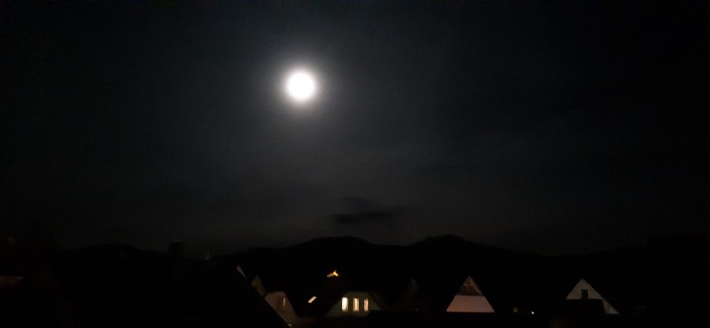 Mond und mehr